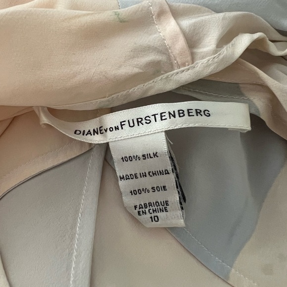 Diane Von FURSTENBERG Silk Damiana Dress - Picture 9 of 9